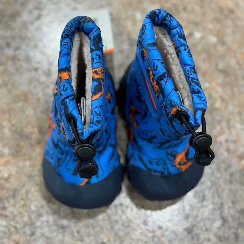 New Bogs Boots - Picture 3 of 7
